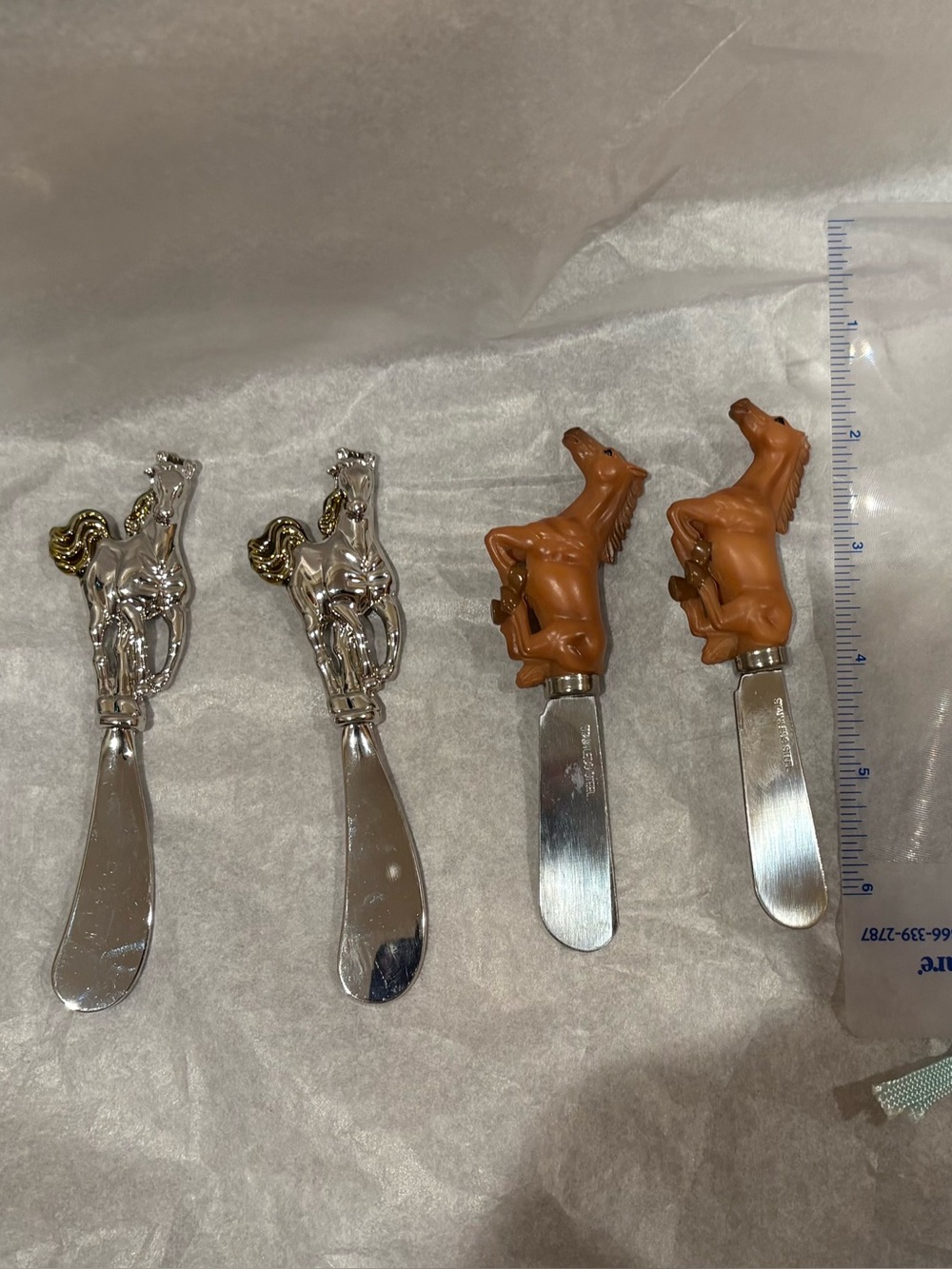 Horse Spreaders - Set of 2 Brown Horse Handle Butter Knives and 2 silver toned